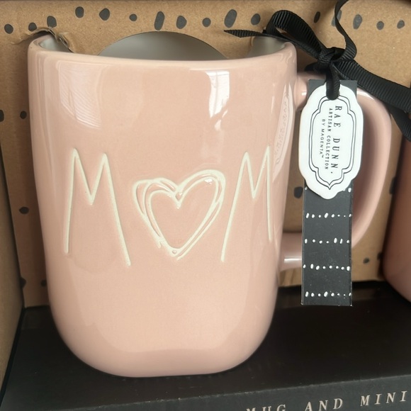 Cute. Rae Dunn M♥️M & Mom's Mini Set. - Picture 3 of 16